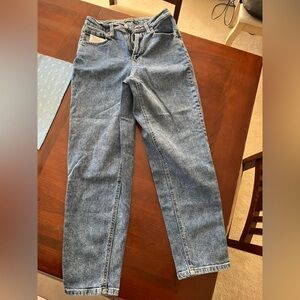 Wild Fable Straight Leg Jeans. Size 4